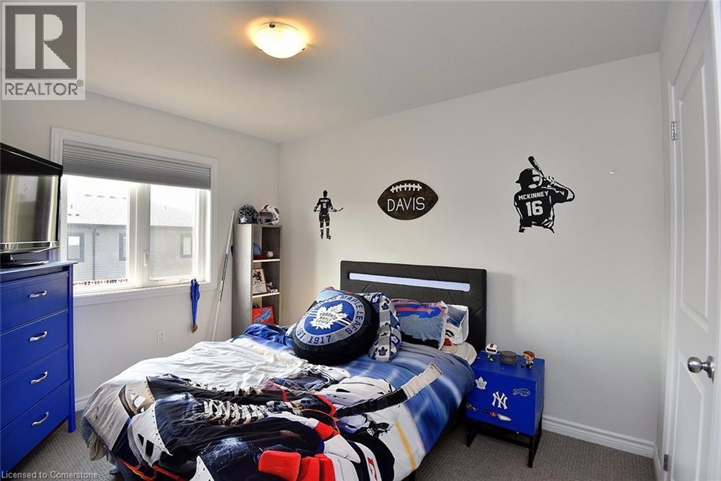 Photo 23 of 54 Capstone Lane, Hamilton ON