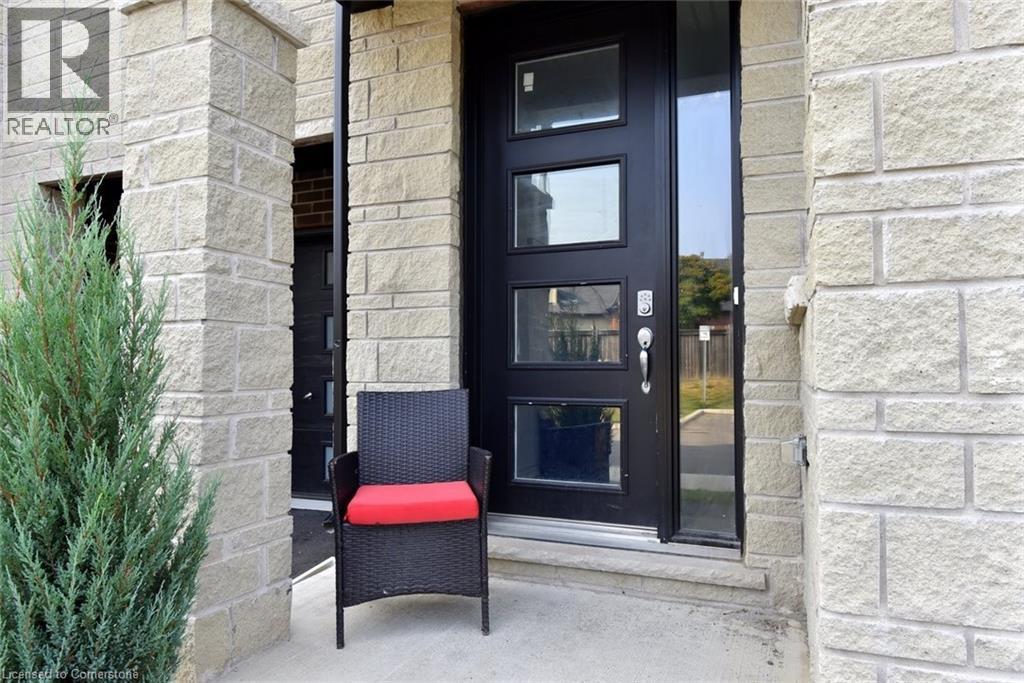 Photo 35 of 54 Capstone Lane, Hamilton ON
