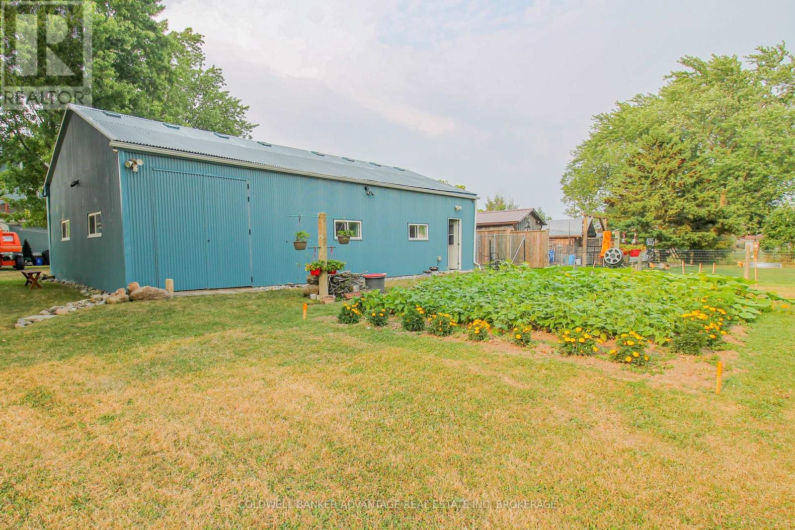Photo 30 of 1048 Ontario Road, Welland ON