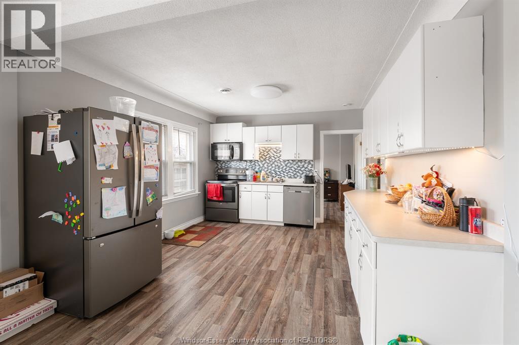 Photo 5 of 1093 1097 Erie Street East, Windsor ON