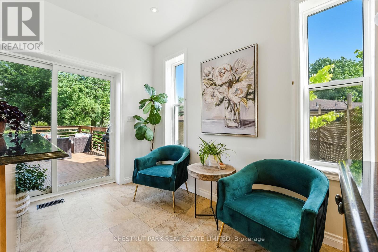 Photo 20 of 98 Reach Street, Uxbridge ON