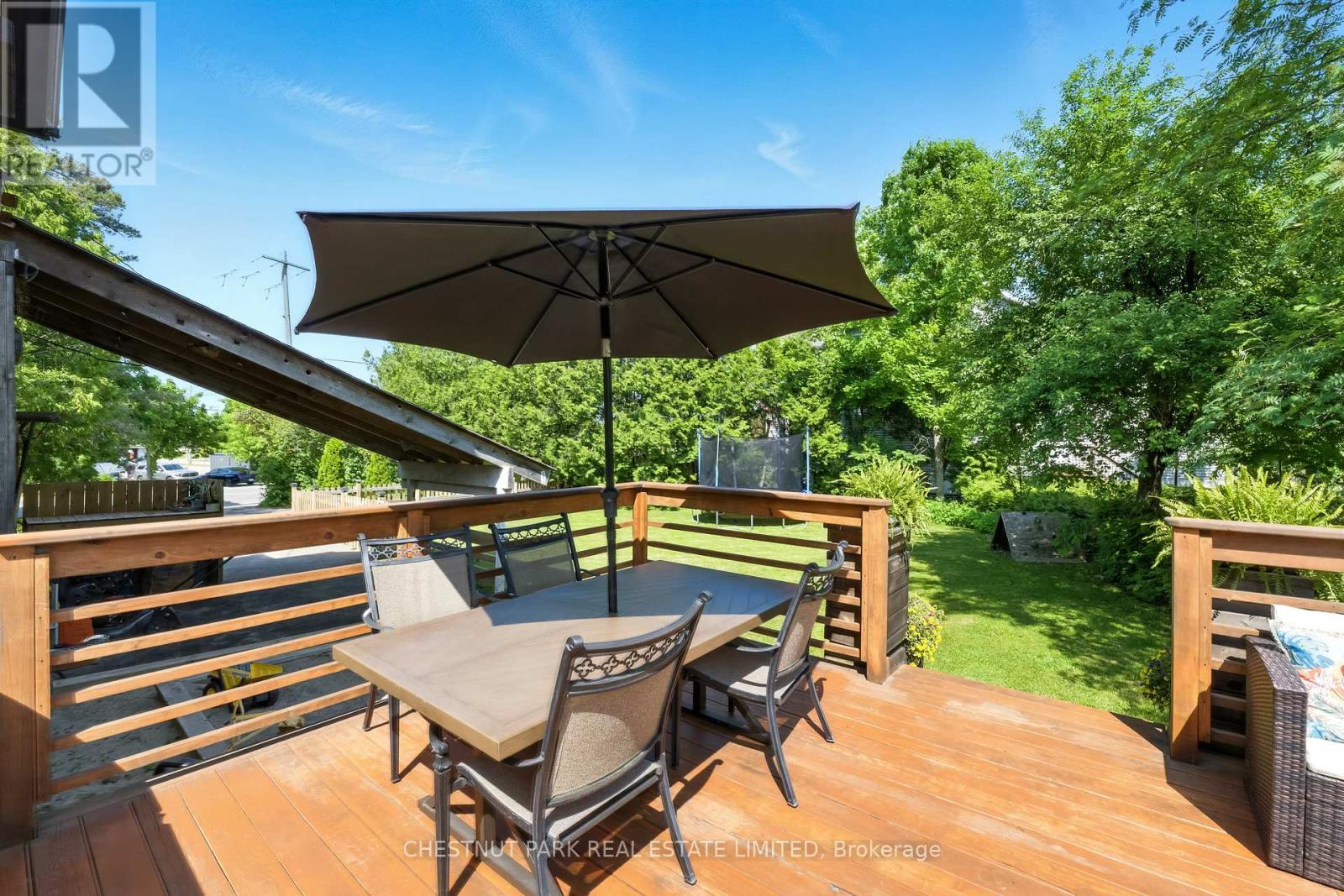 Photo 14 of 98 Reach Street, Uxbridge ON