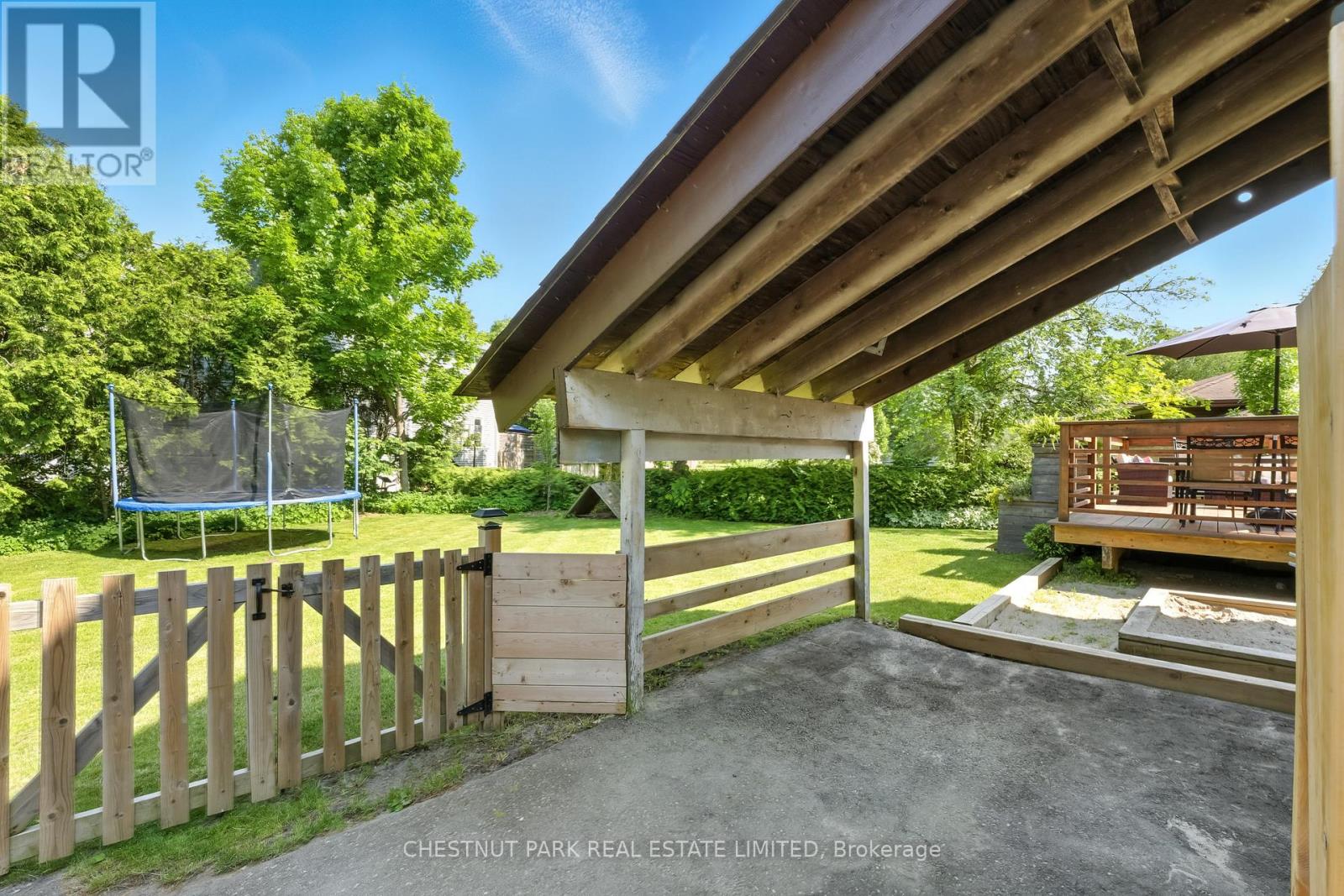 Photo 1 of 98 Reach Street, Uxbridge ON