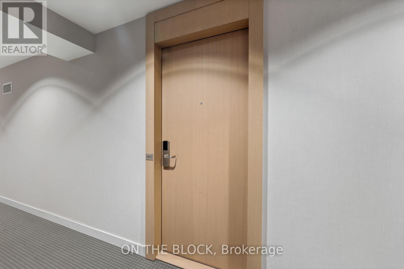 Photo 34 of 5307 7 Grenville Street, Toronto ON