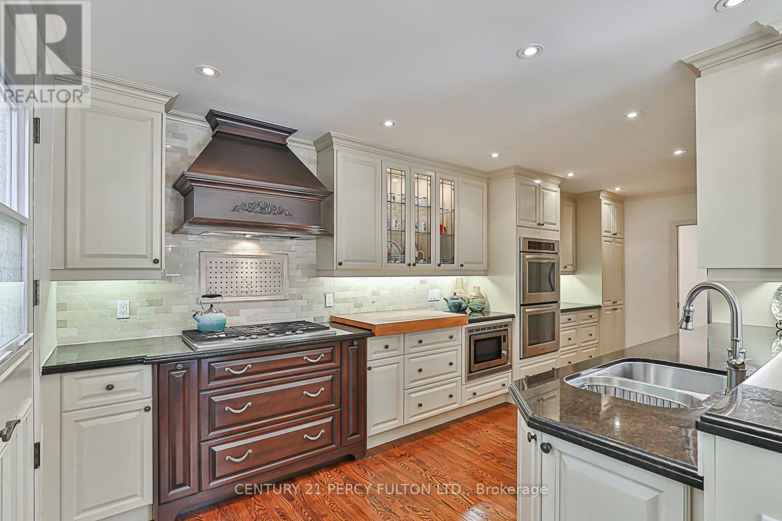 Photo 12 of 4 Page Avenue, Toronto ON