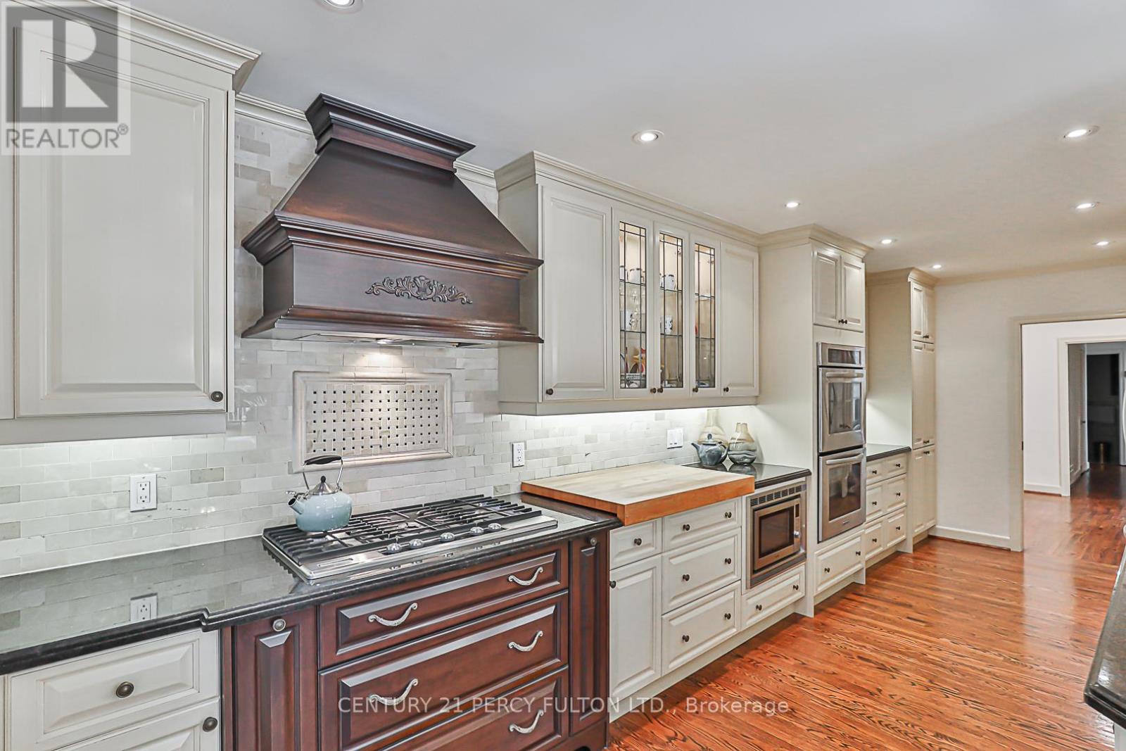 Photo 13 of 4 Page Avenue, Toronto ON