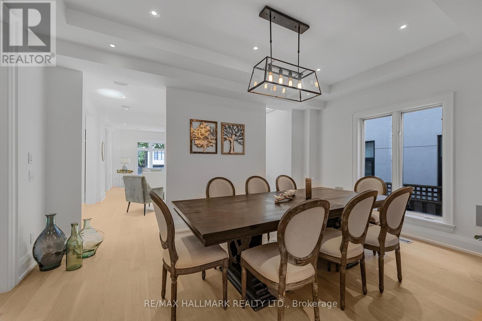 Photo 5 of 488 Brookdale Avenue, Toronto ON