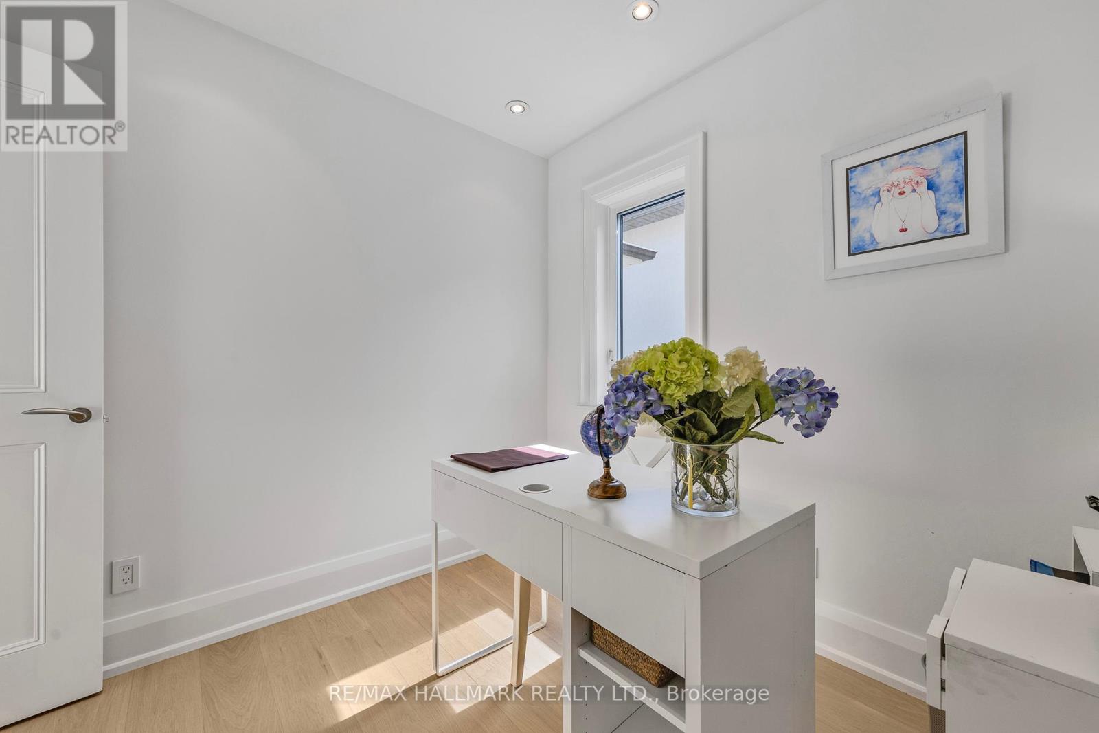 Photo 7 of 488 Brookdale Avenue, Toronto ON