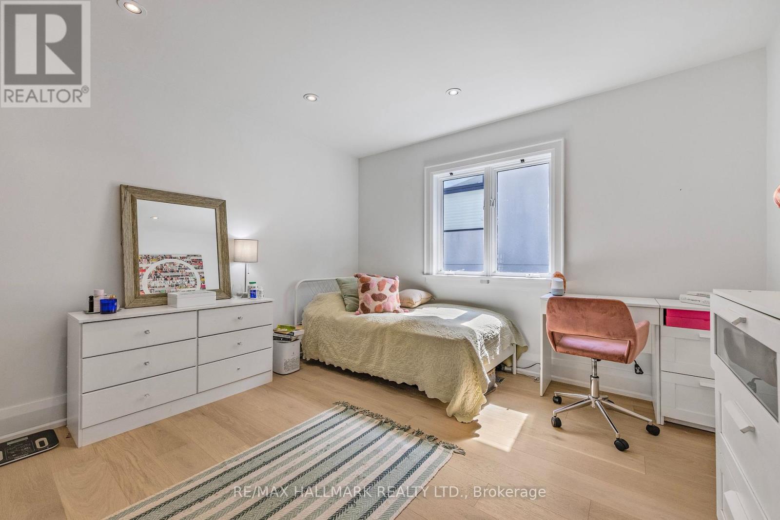 Photo 30 of 488 Brookdale Avenue, Toronto ON