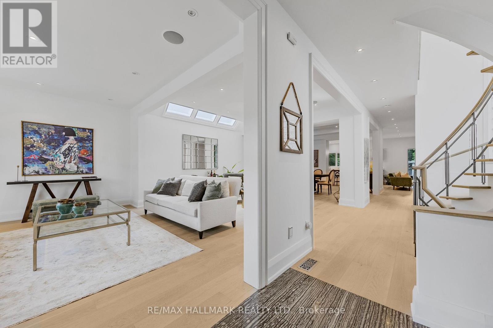 Photo 23 of 488 Brookdale Avenue, Toronto ON