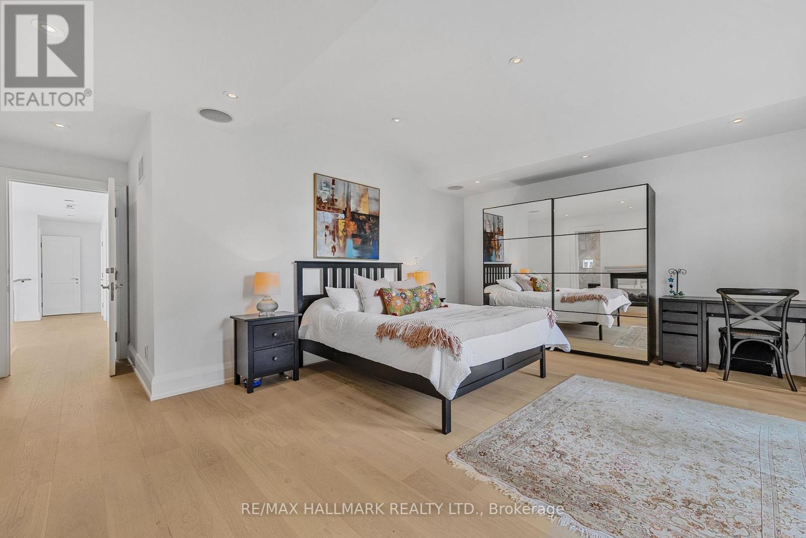 Photo 32 of 488 Brookdale Avenue, Toronto ON