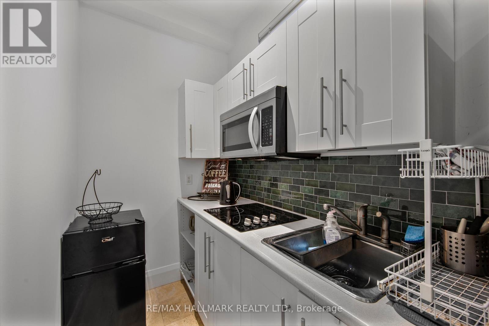 Photo 18 of 488 Brookdale Avenue, Toronto ON
