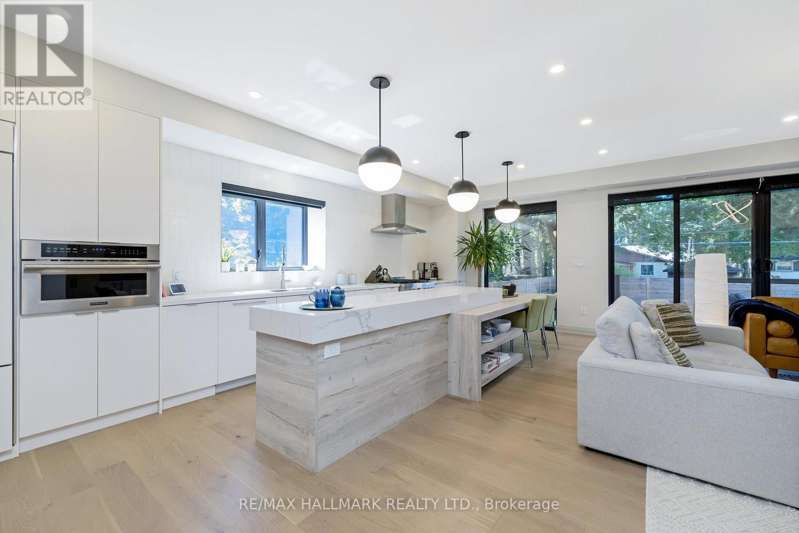 Photo 16 of 68 Harewood Avenue, Toronto ON
