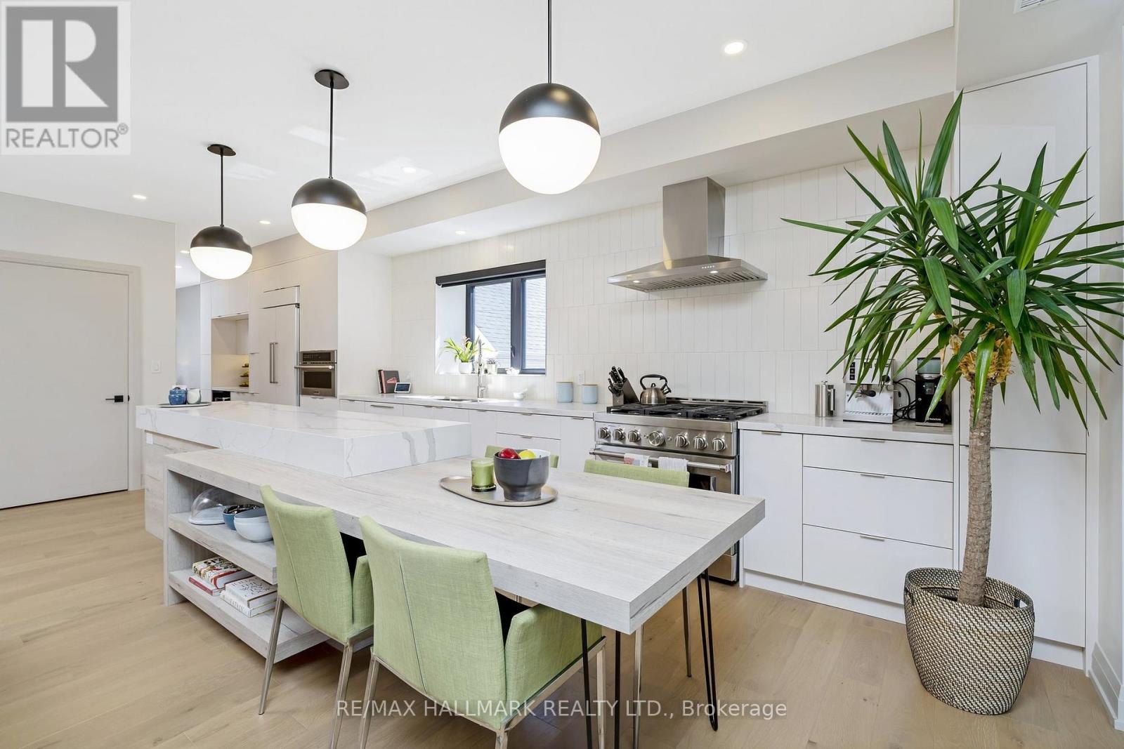 Photo 17 of 68 Harewood Avenue, Toronto ON