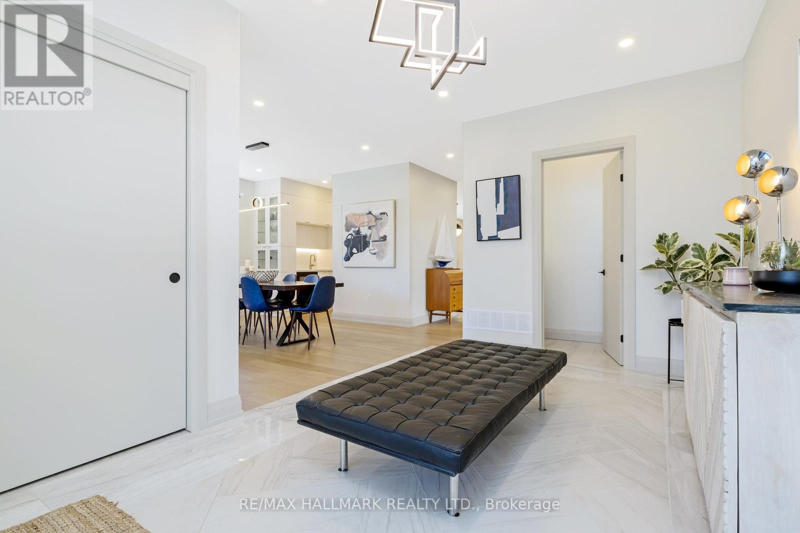 Photo 4 of 68 Harewood Avenue, Toronto ON