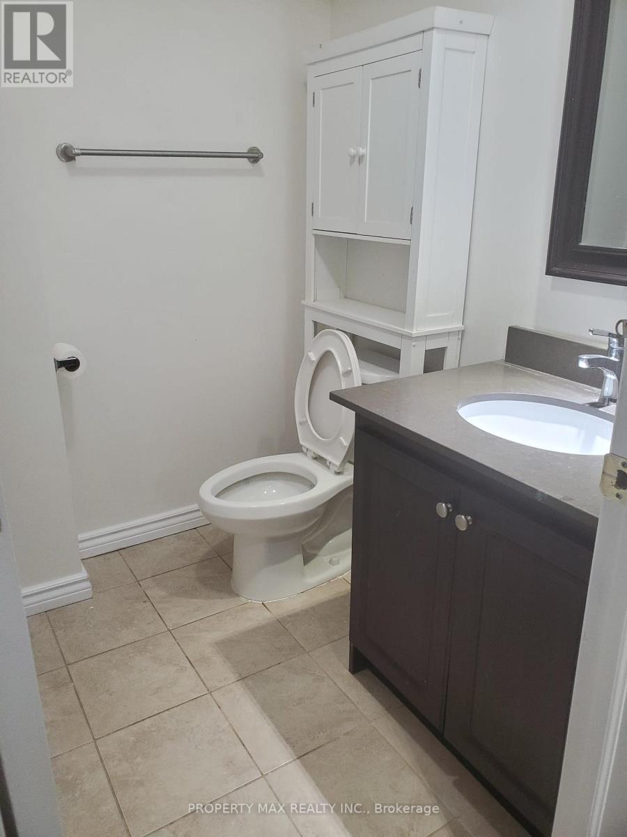 Photo 9 of 48 Glacier Basement Crescent, Toronto ON