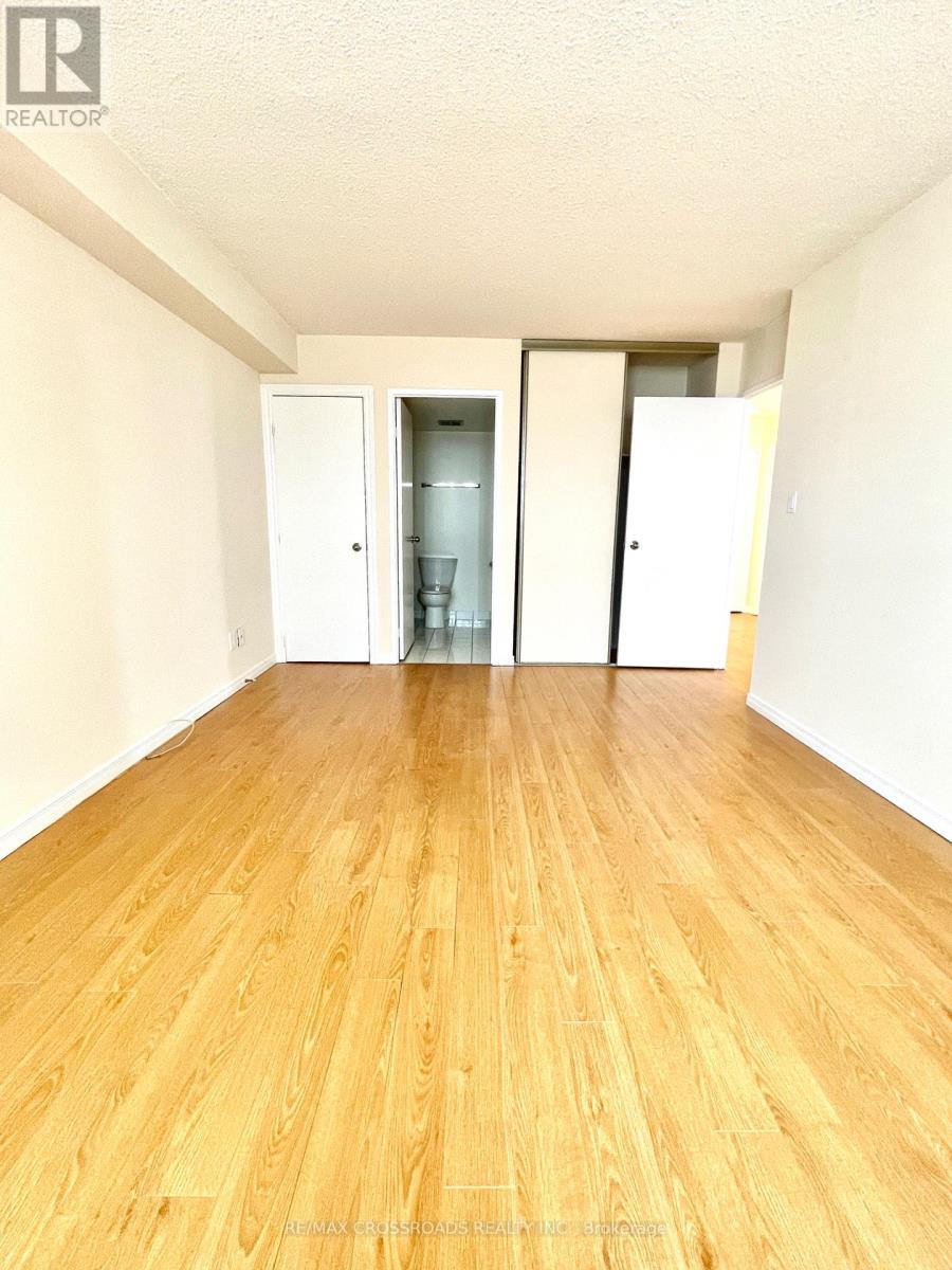 Photo 5 of 1425 75 Bamburgh Circle, Toronto ON