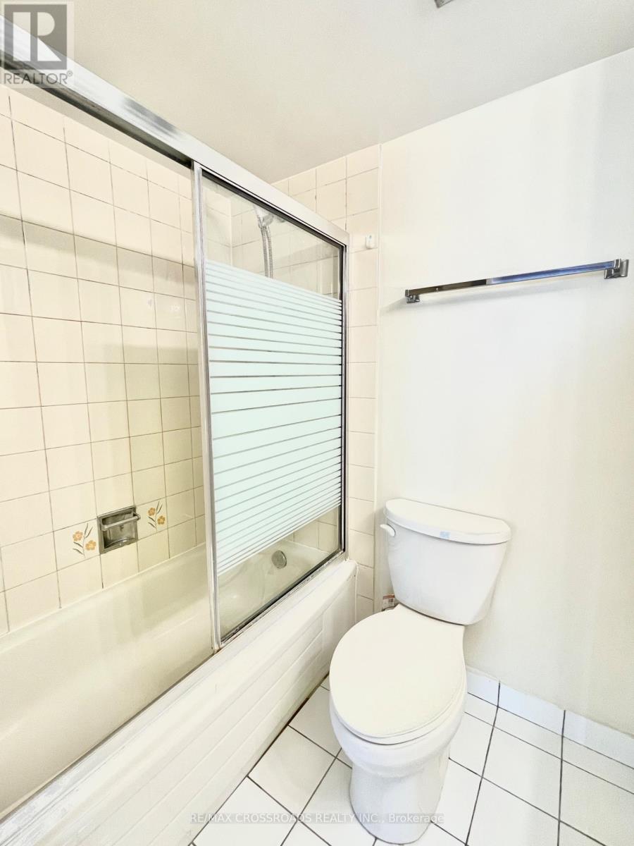 Photo 11 of 1425 75 Bamburgh Circle, Toronto ON