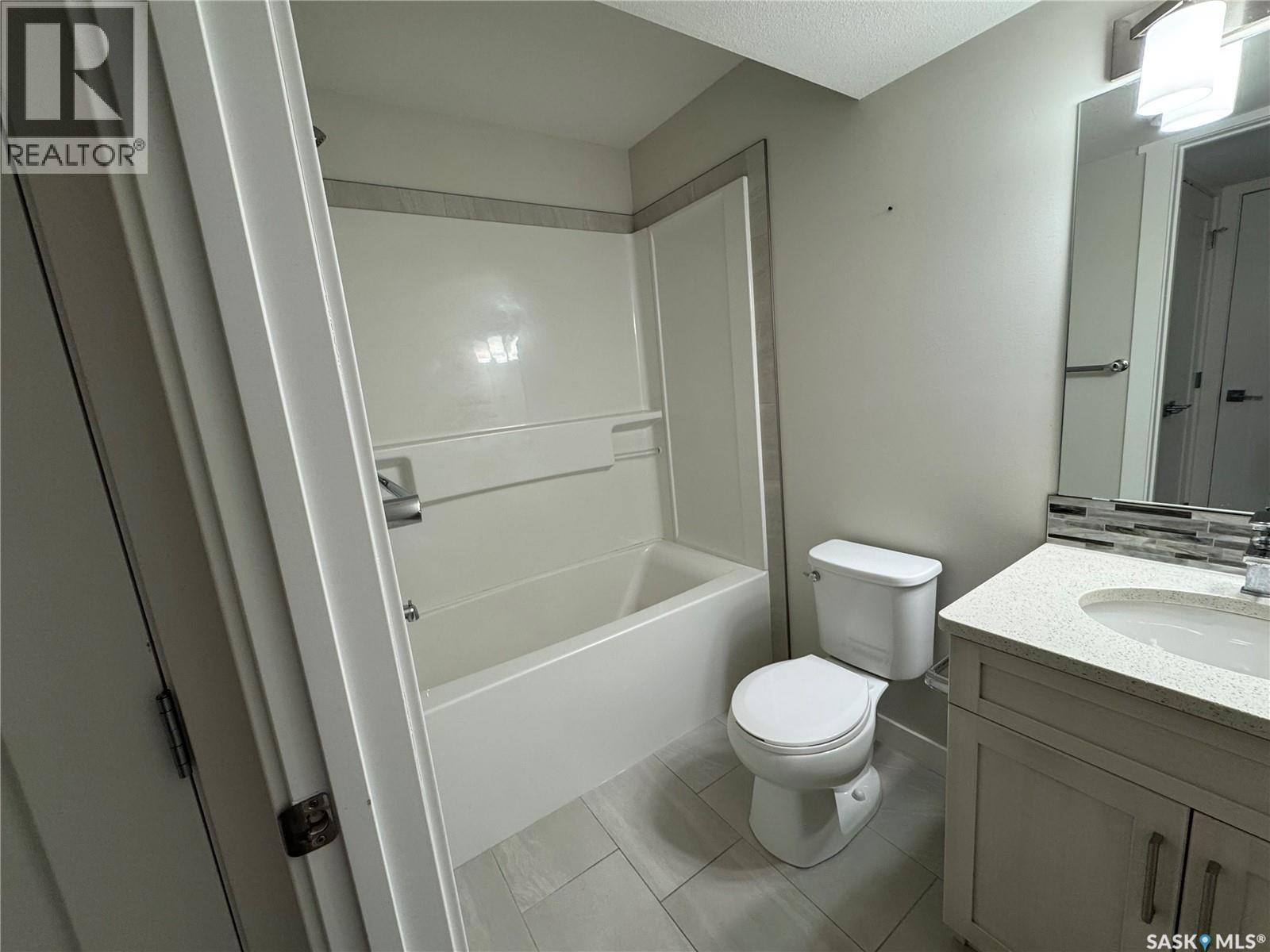Photo 33 of 4409 E Keller Avenue, Regina SK