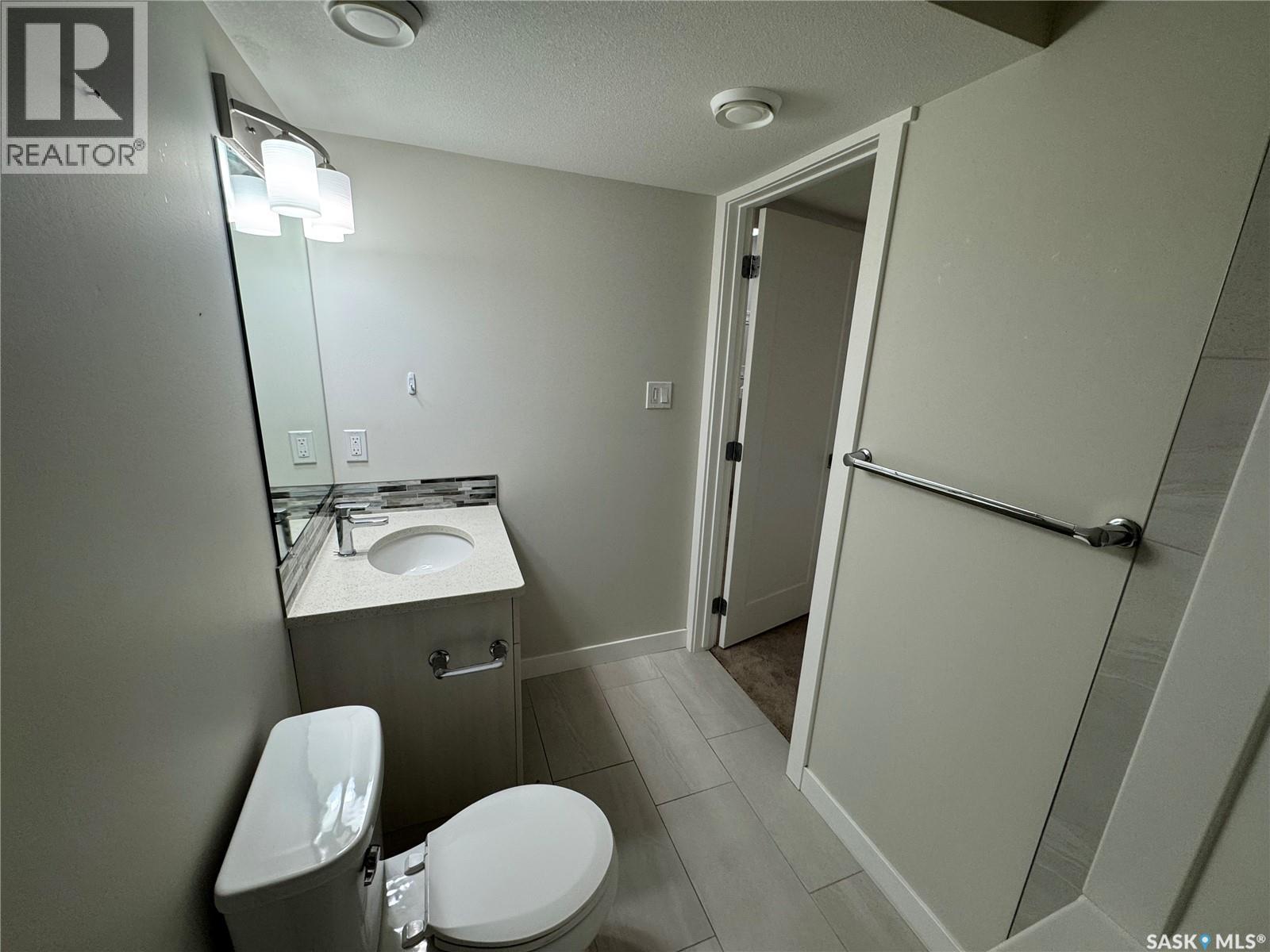 Photo 32 of 4409 E Keller Avenue, Regina SK