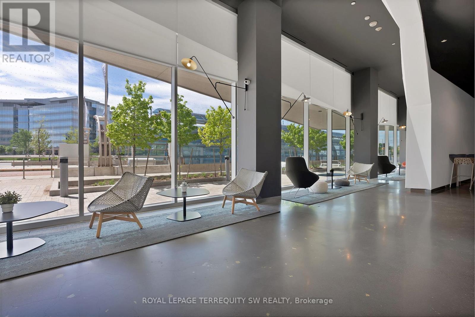 Photo 21 of 616 10 Rouge Valley Drive W, Markham ON
