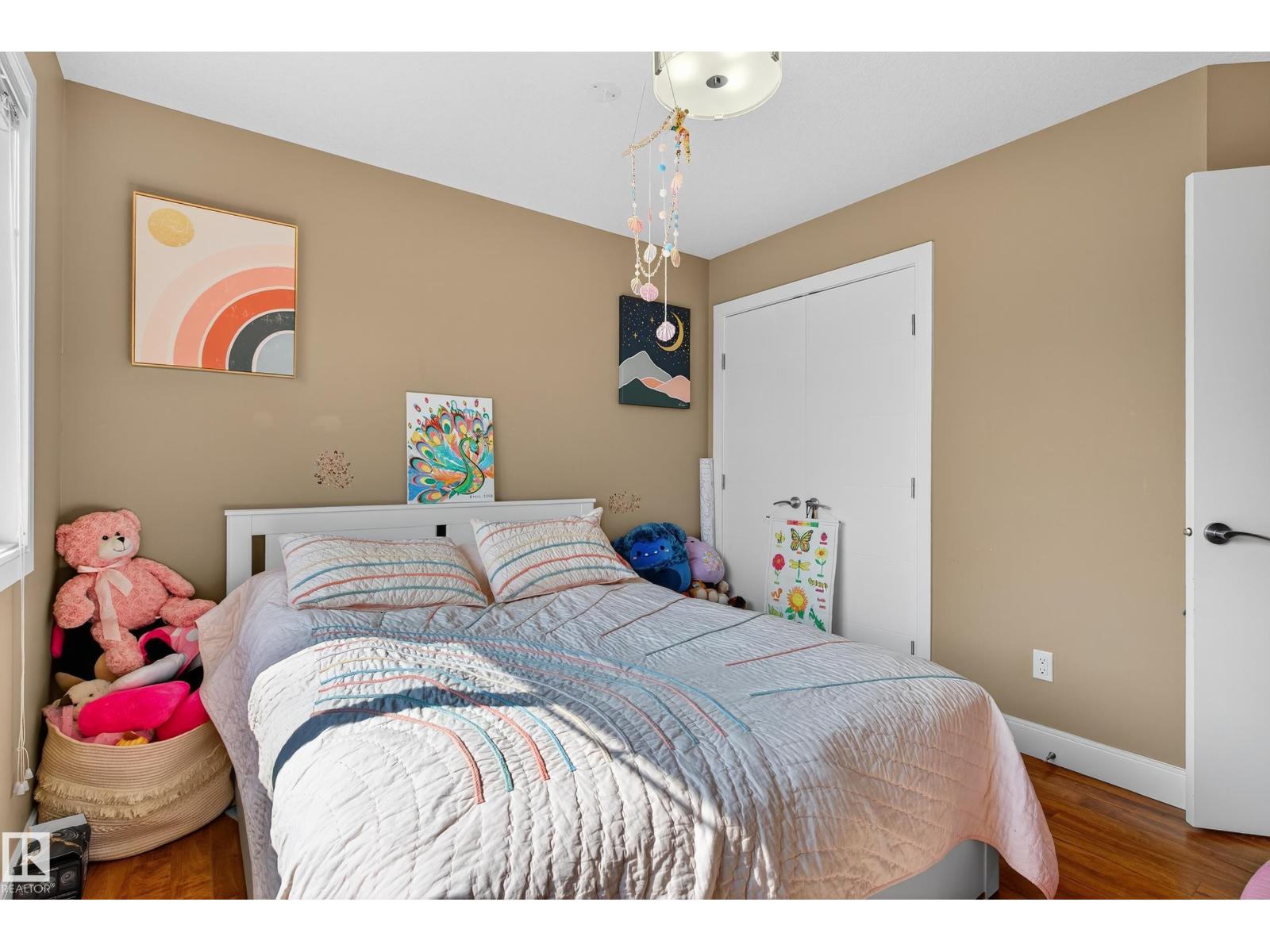 Photo 33 of 756 Decoteau Wy Nw, Edmonton AB