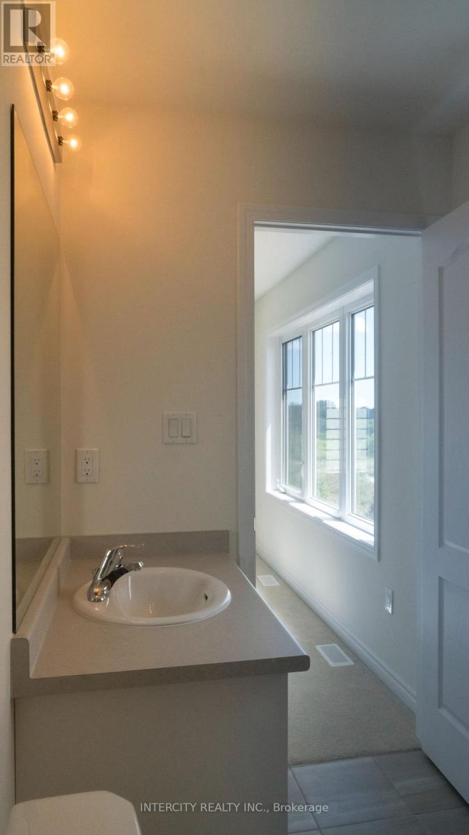 Photo 18 of 88 Sandhill Crane Drive, Wasaga Beach ON