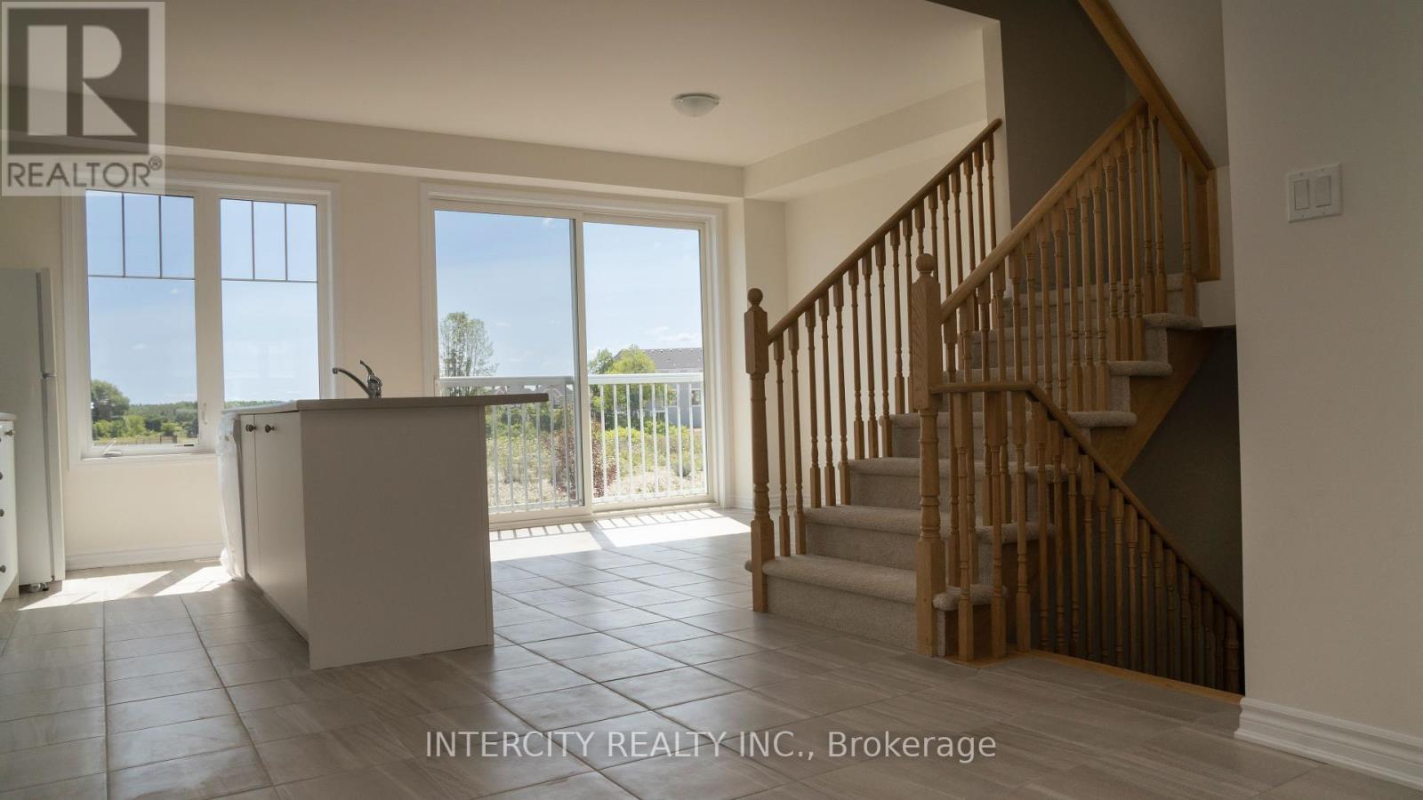 Photo 5 of 88 Sandhill Crane Drive, Wasaga Beach ON
