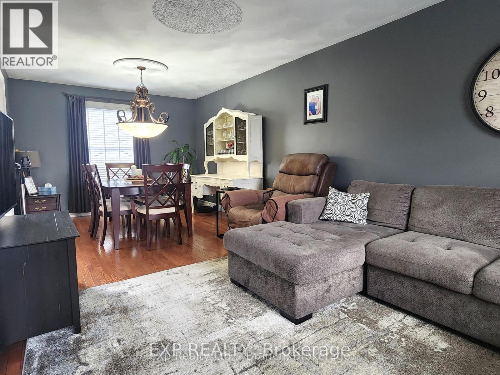 Photo 15 of 420 Westmount Boulevard, Timmins ON