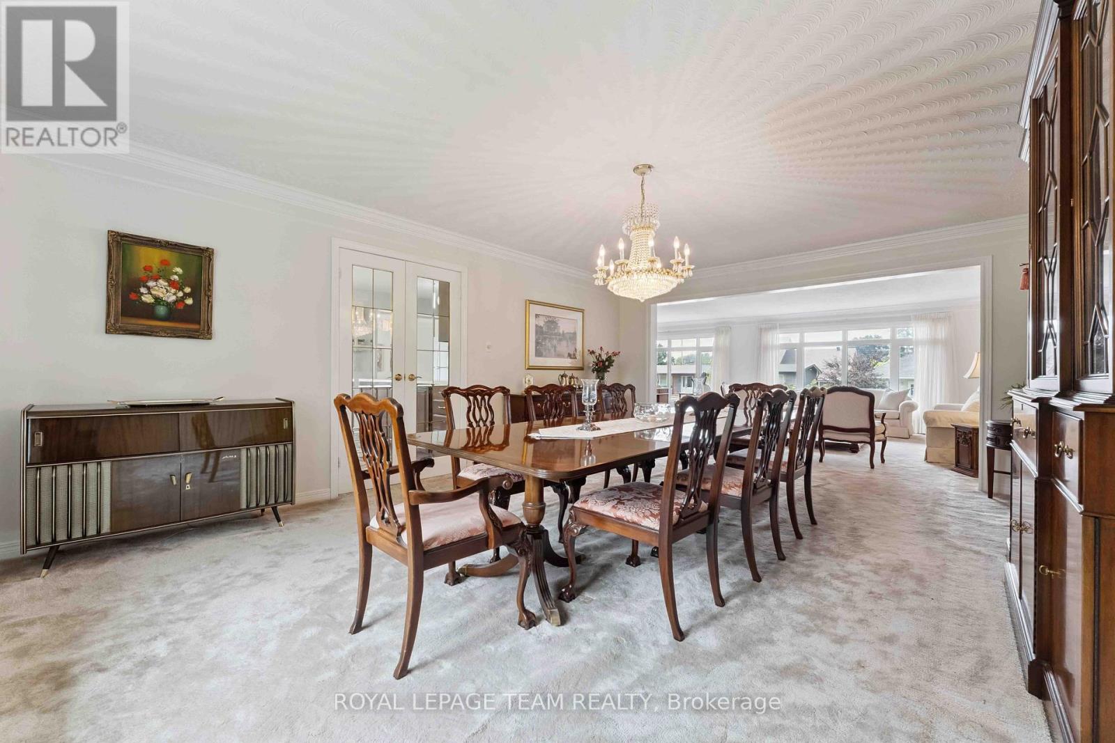 Photo 23 of 8 Oakwood Avenue, Ottawa ON