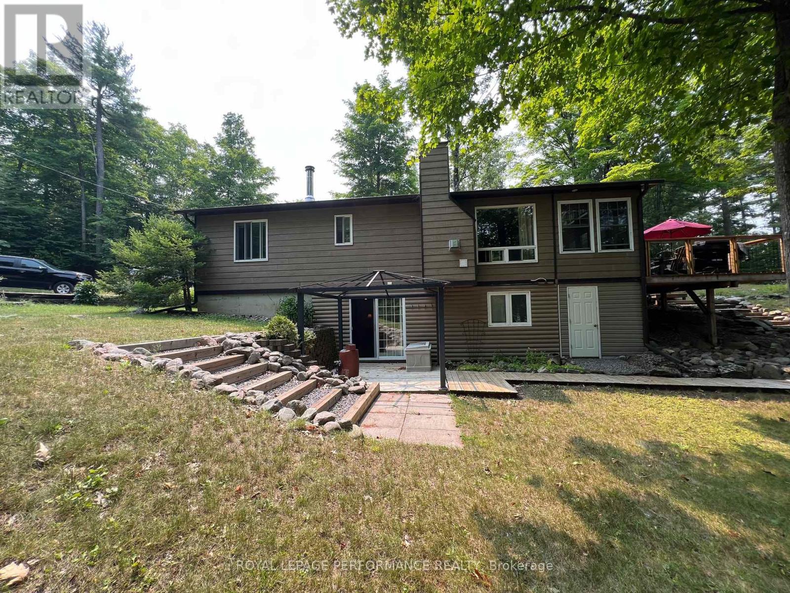 Photo 2 of 126 Lacourse Lane, Lanark Highlands ON