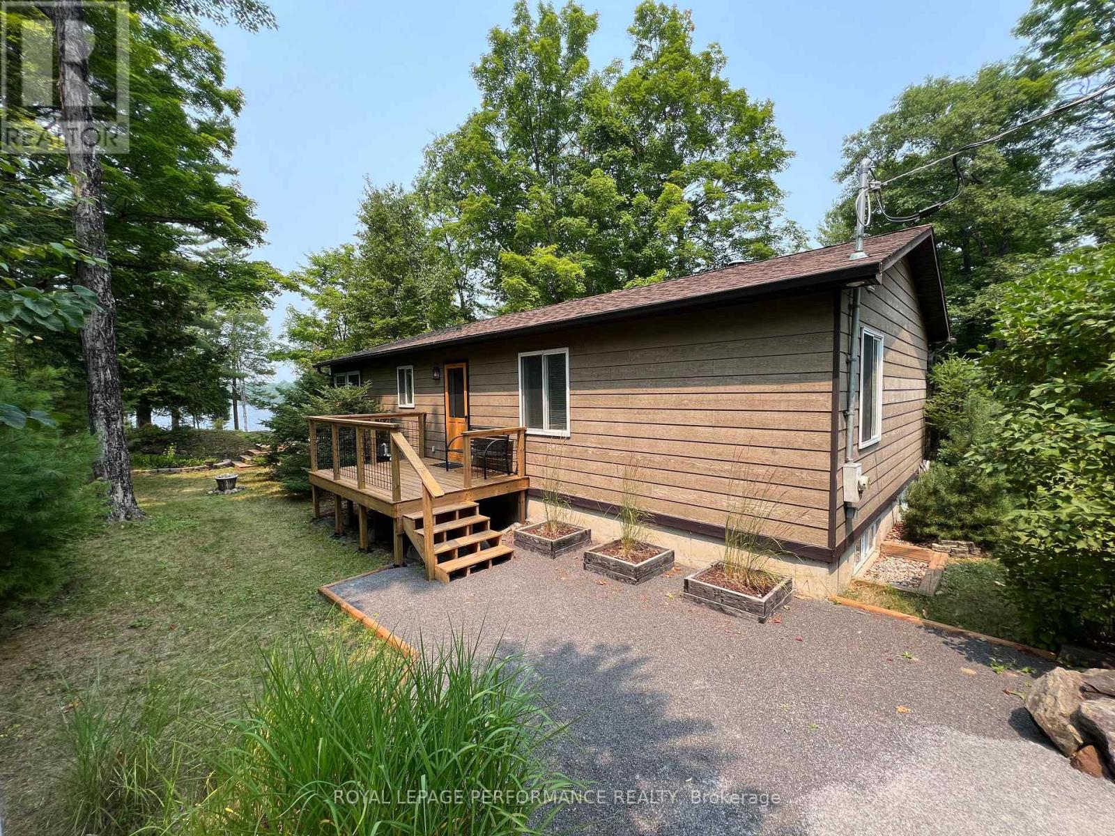 Photo 4 of 126 Lacourse Lane, Lanark Highlands ON
