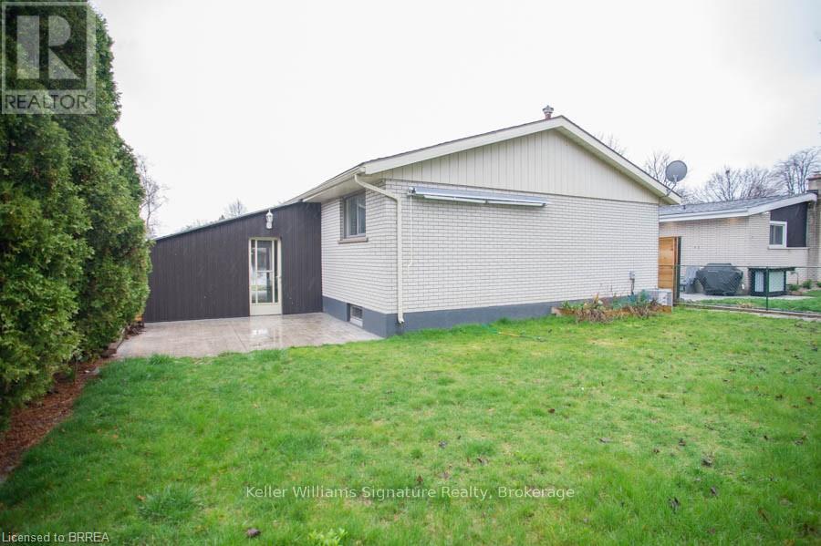 Photo 18 of Lower 33 Buckingham Street, Brantford ON