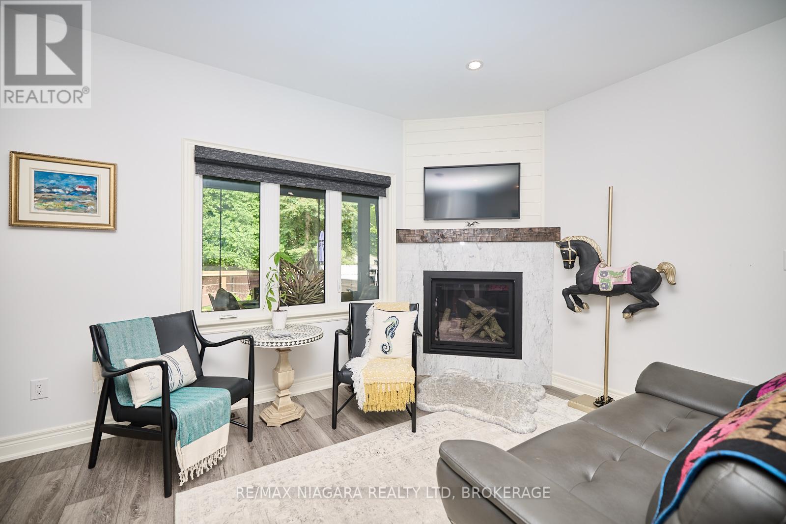 Photo 24 of 201 Pleasant Avenue N, Fort Erie ON