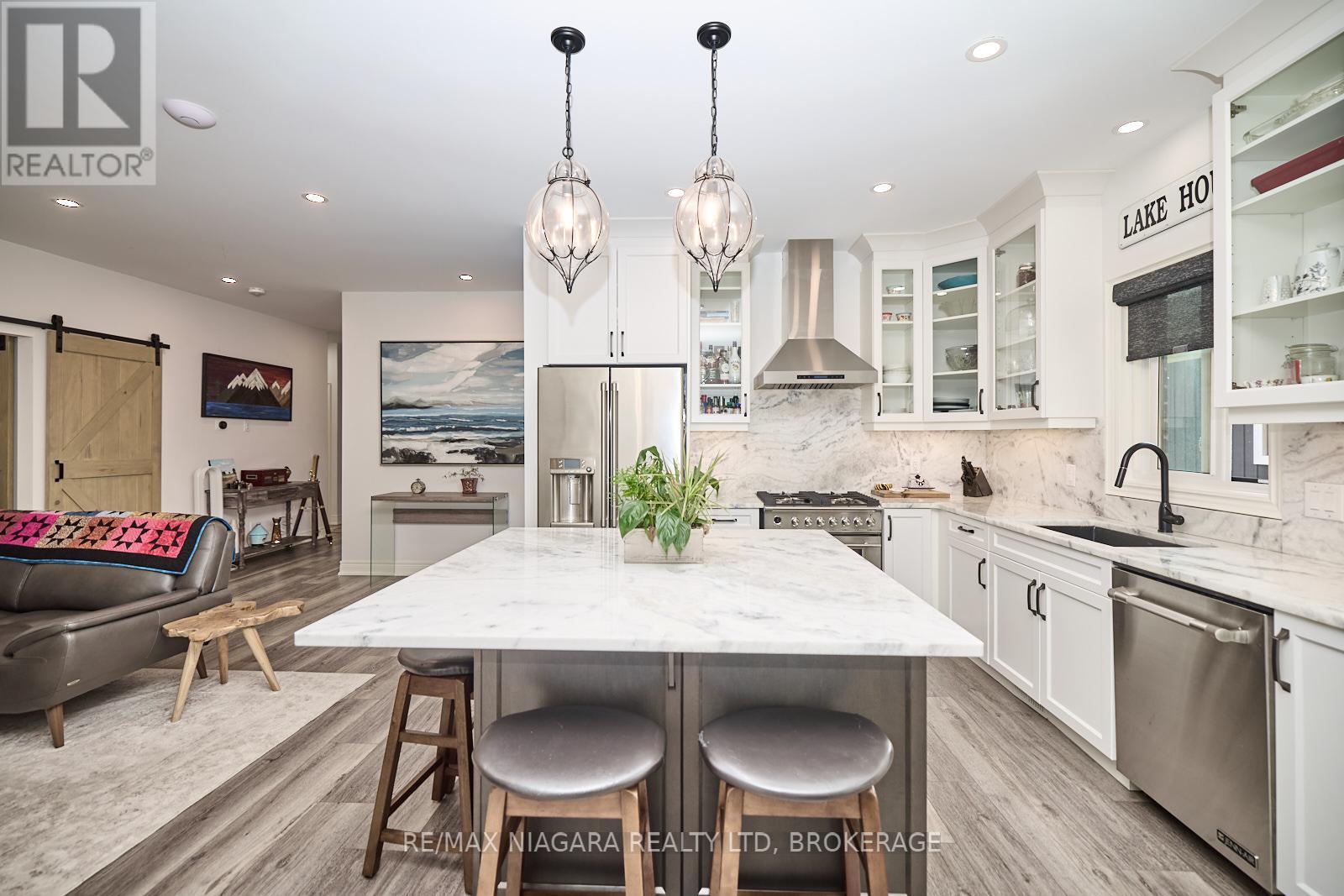 Photo 22 of 201 Pleasant Avenue N, Fort Erie ON