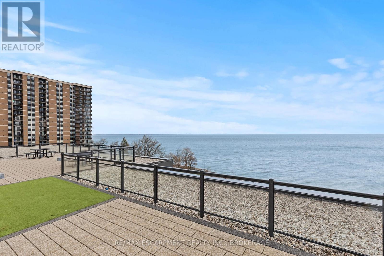 Photo 27 of 230 35 Southshore Crescent, Hamilton ON