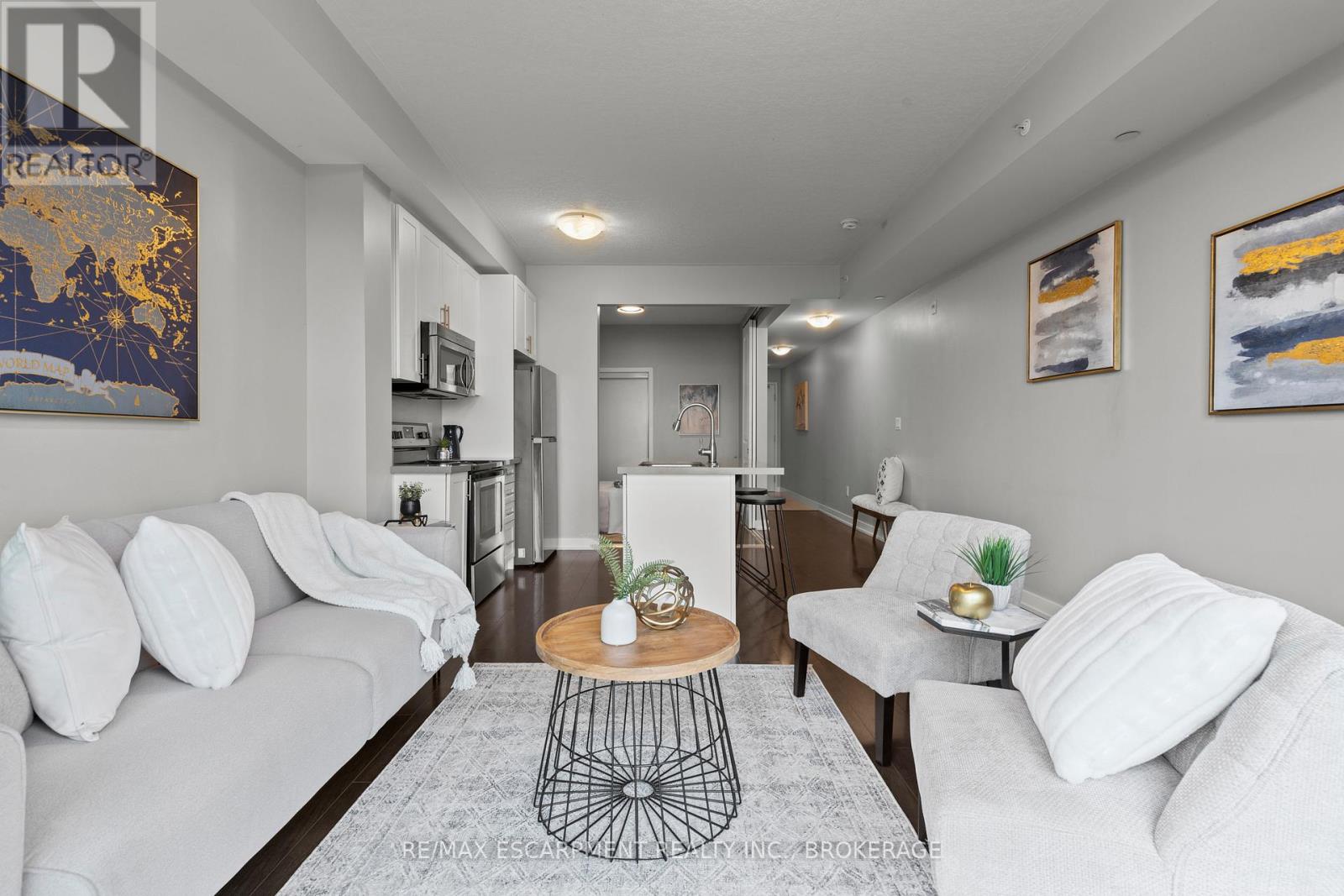 Photo 7 of 230 35 Southshore Crescent, Hamilton ON