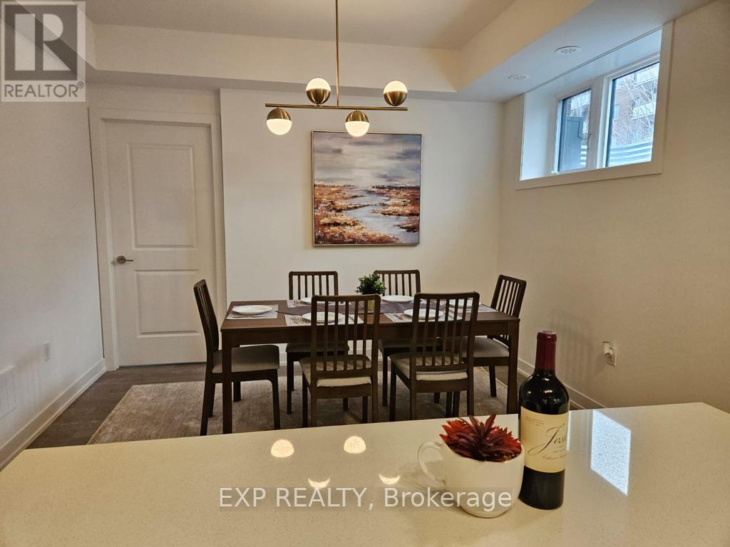 Photo 11 of 128 1062 Douglas Mccurdy Common, Mississauga ON