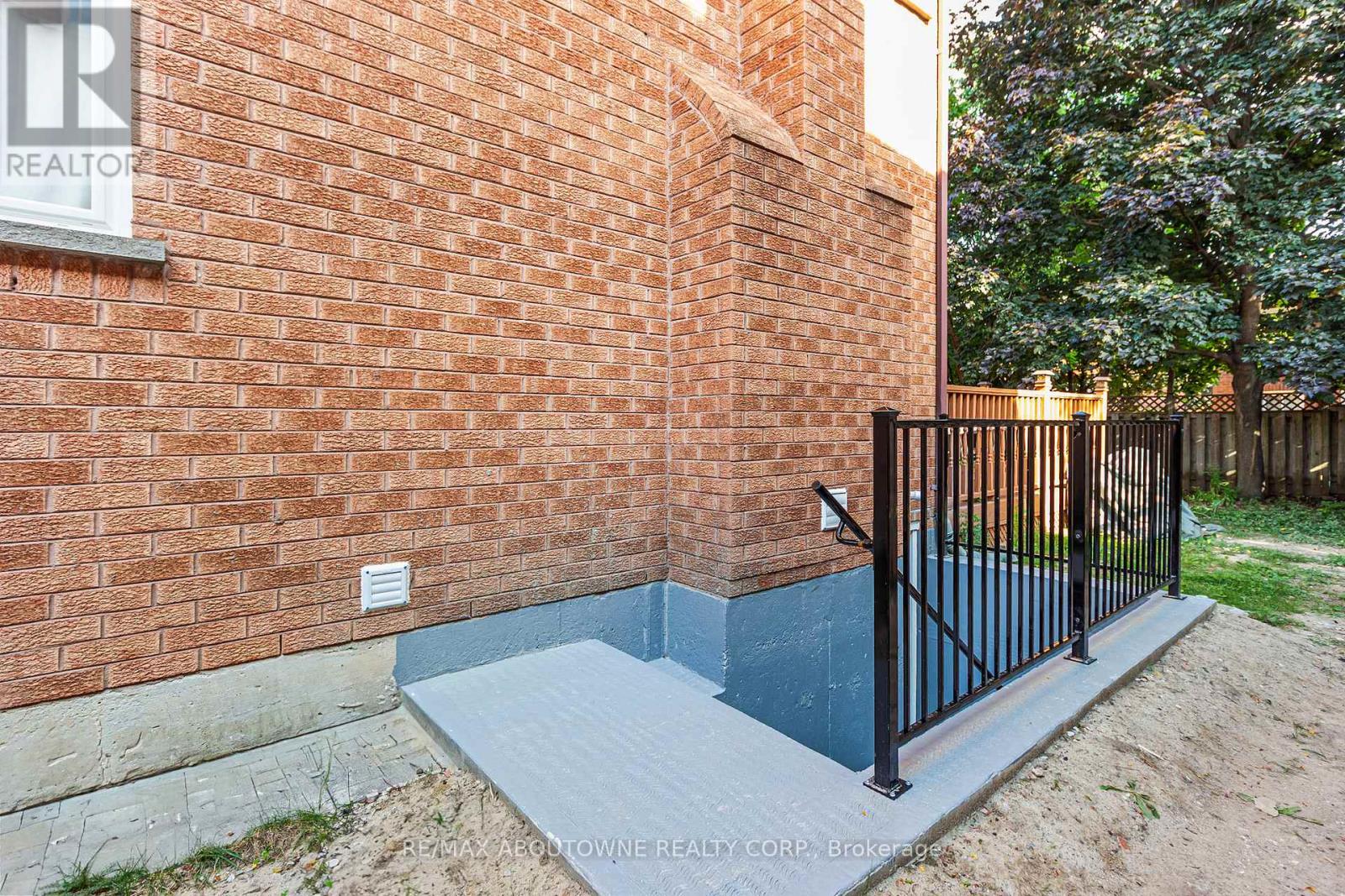 Photo 8 of Basement 23 Kirkpatrick Street, Brampton ON