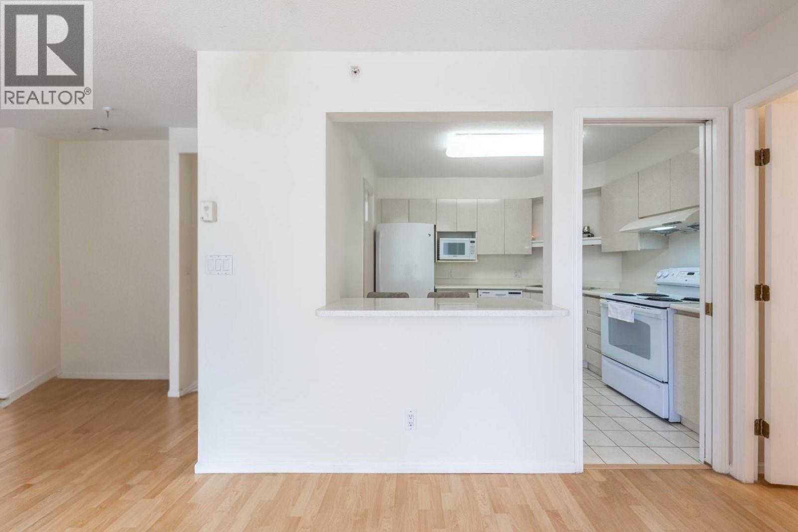 Photo 6 of 605 7995 Westminster Highway, Richmond BC