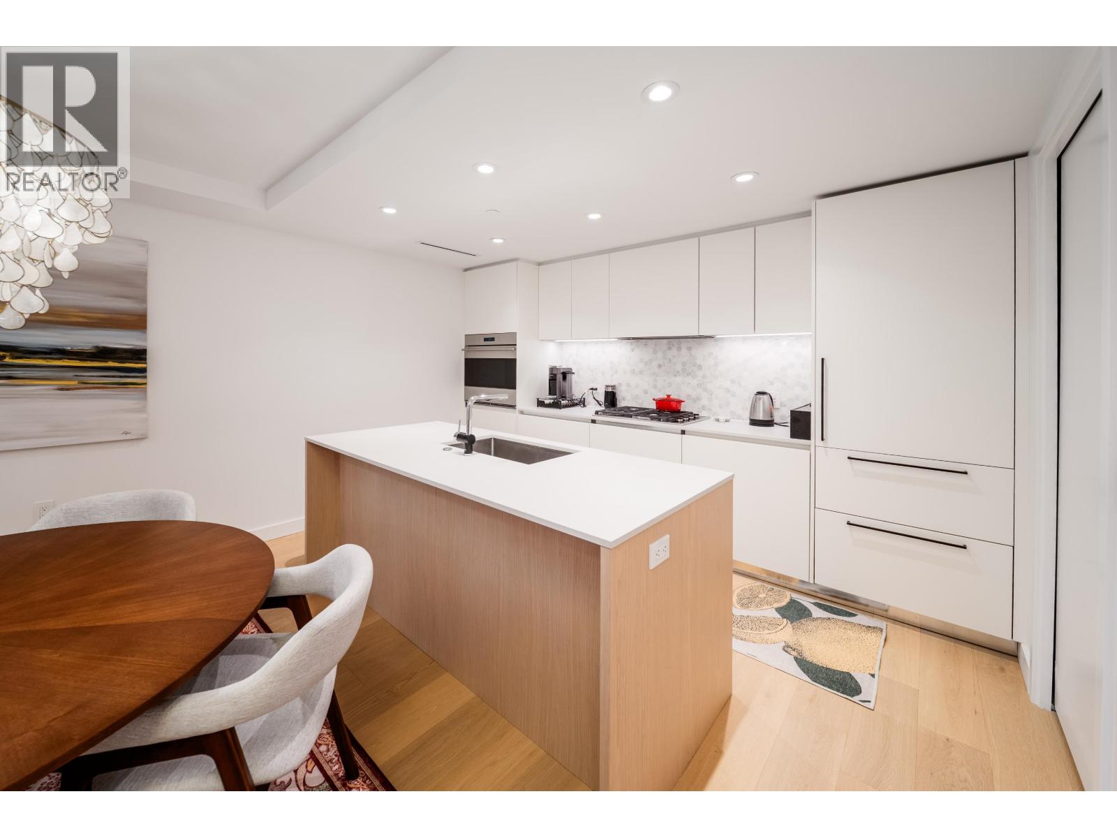 Photo 10 of 405 1365 Davie Street, Vancouver BC