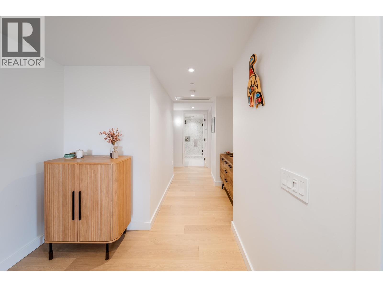 Photo 19 of 405 1365 Davie Street, Vancouver BC