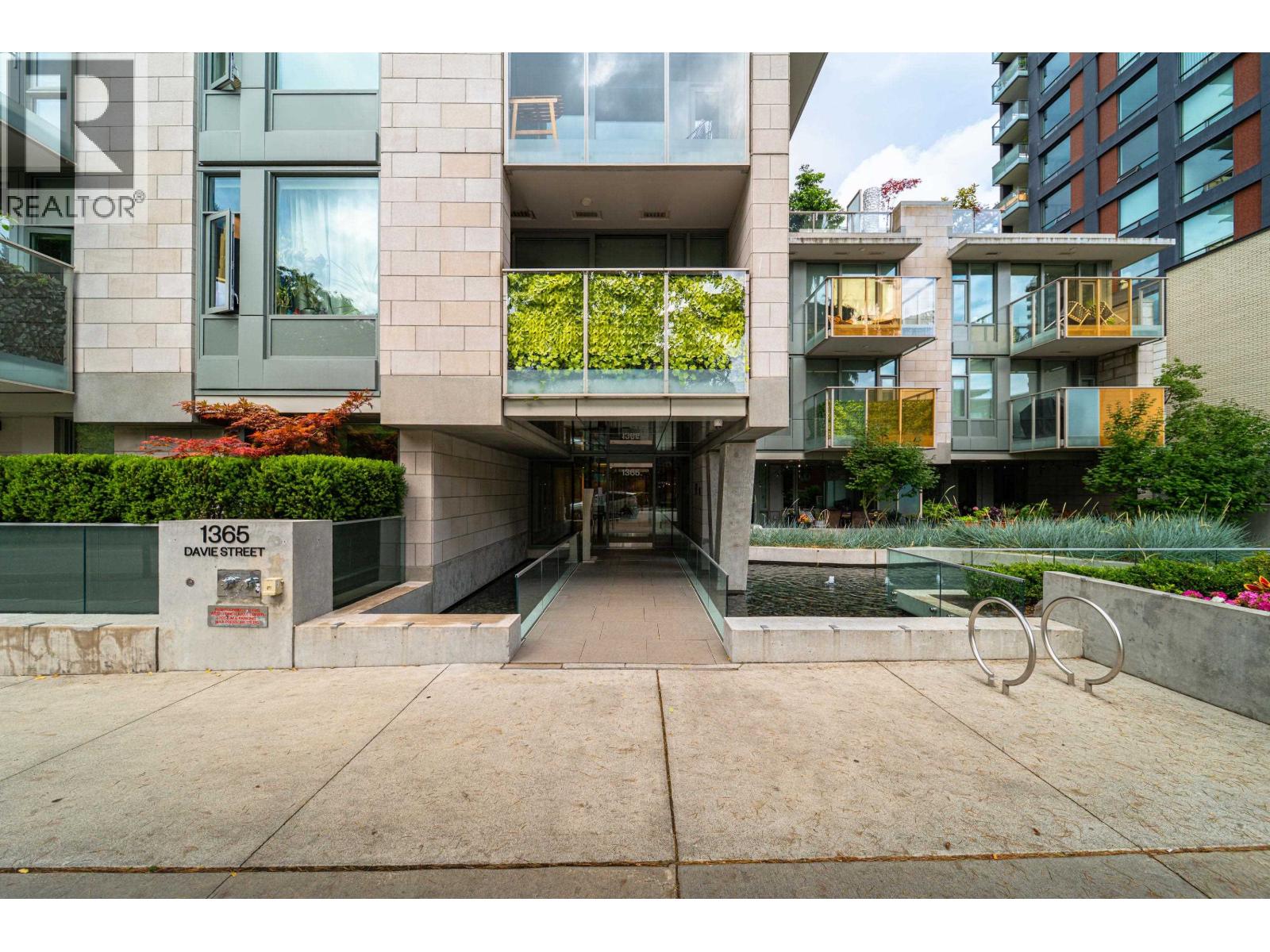 Photo 25 of 405 1365 Davie Street, Vancouver BC
