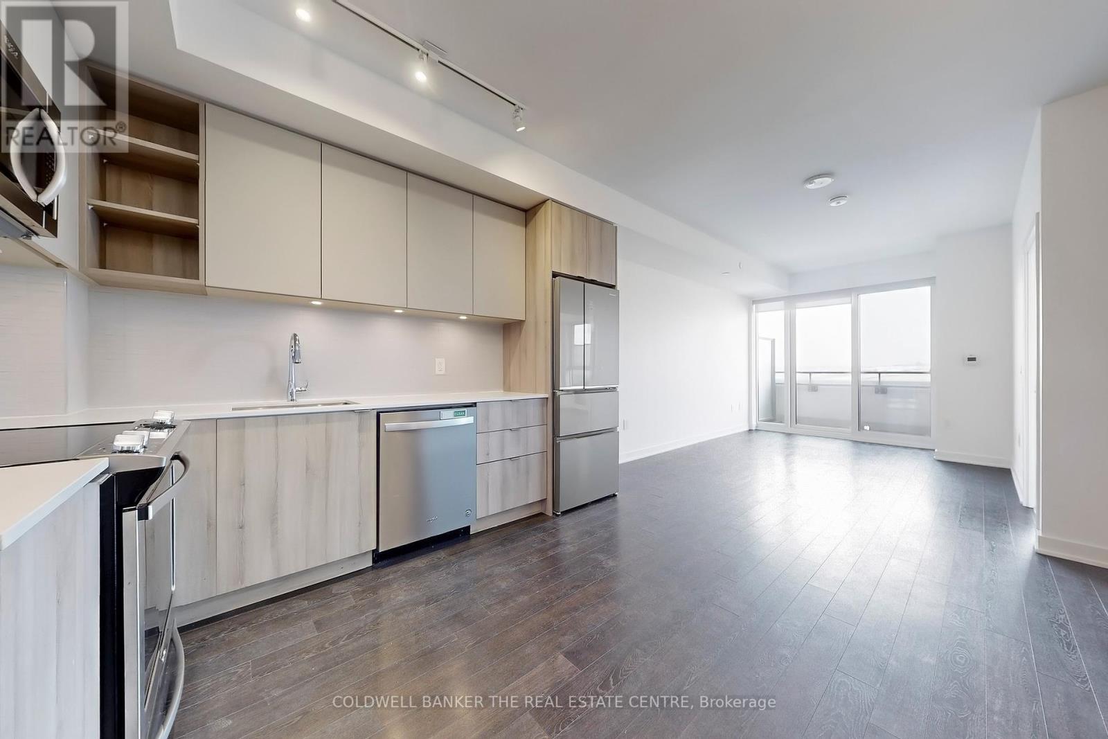 Photo 19 of 827 100 Eagle Rock Way N, Vaughan ON