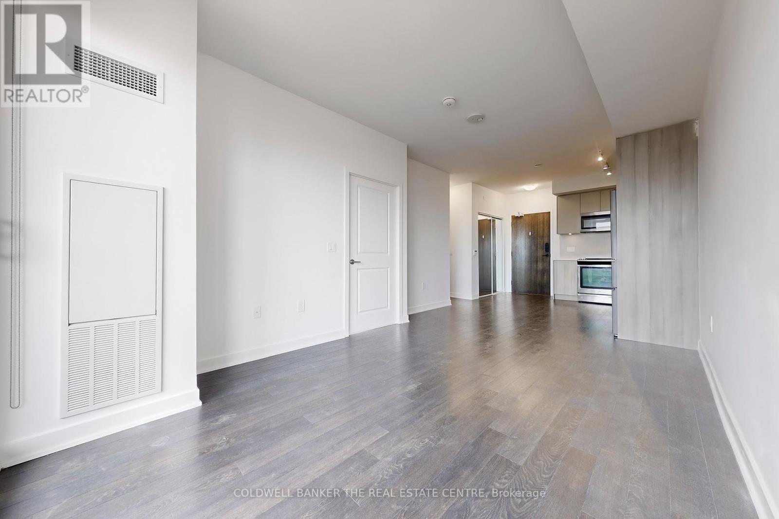 Photo 17 of 827 100 Eagle Rock Way N, Vaughan ON