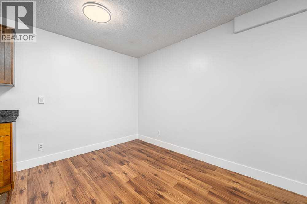 Single Family House for Sale in    Avenue NE Crescent Heights Calgary 