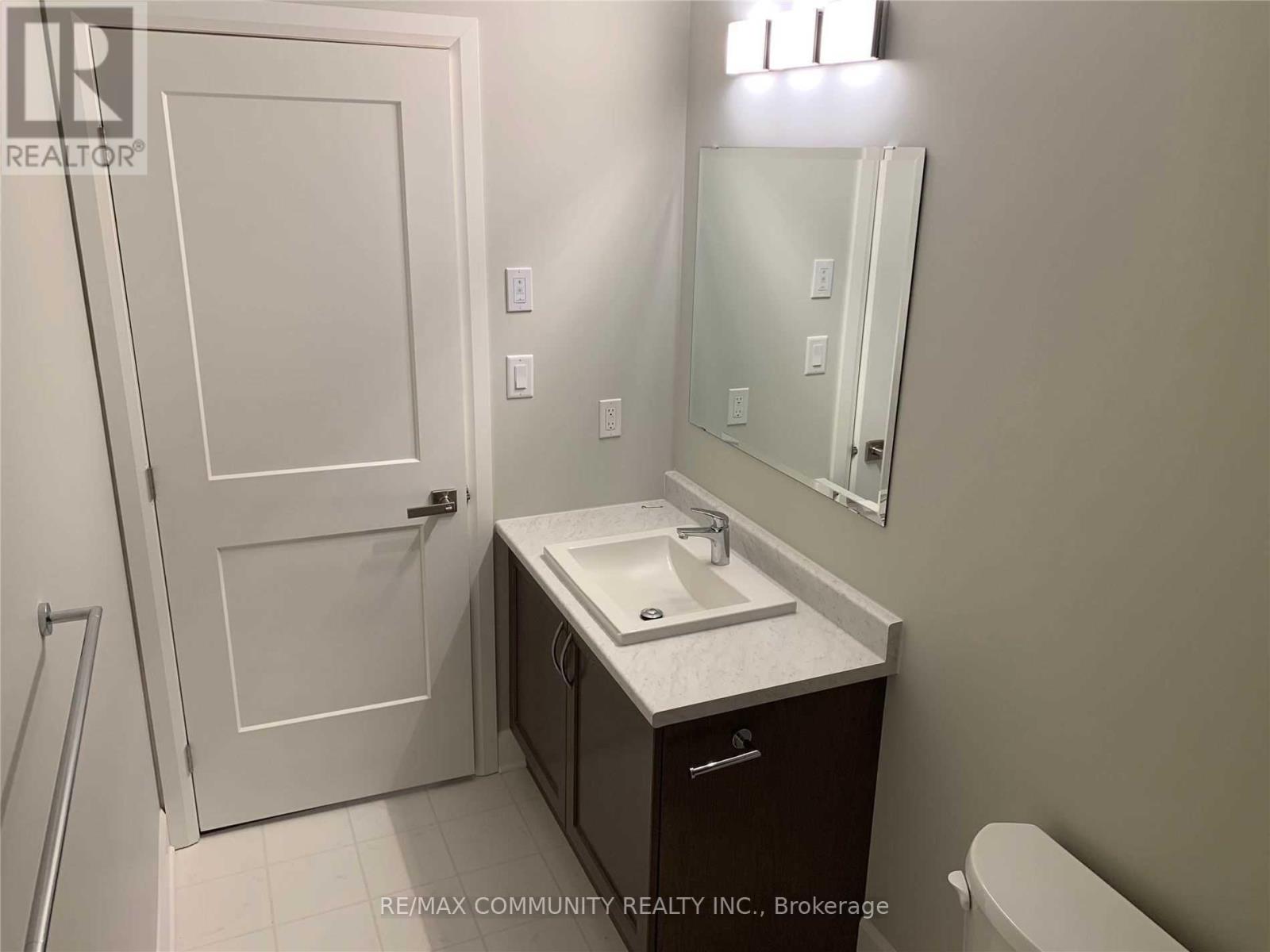 Photo 7 of 1209 Max Crescent, Kingston ON