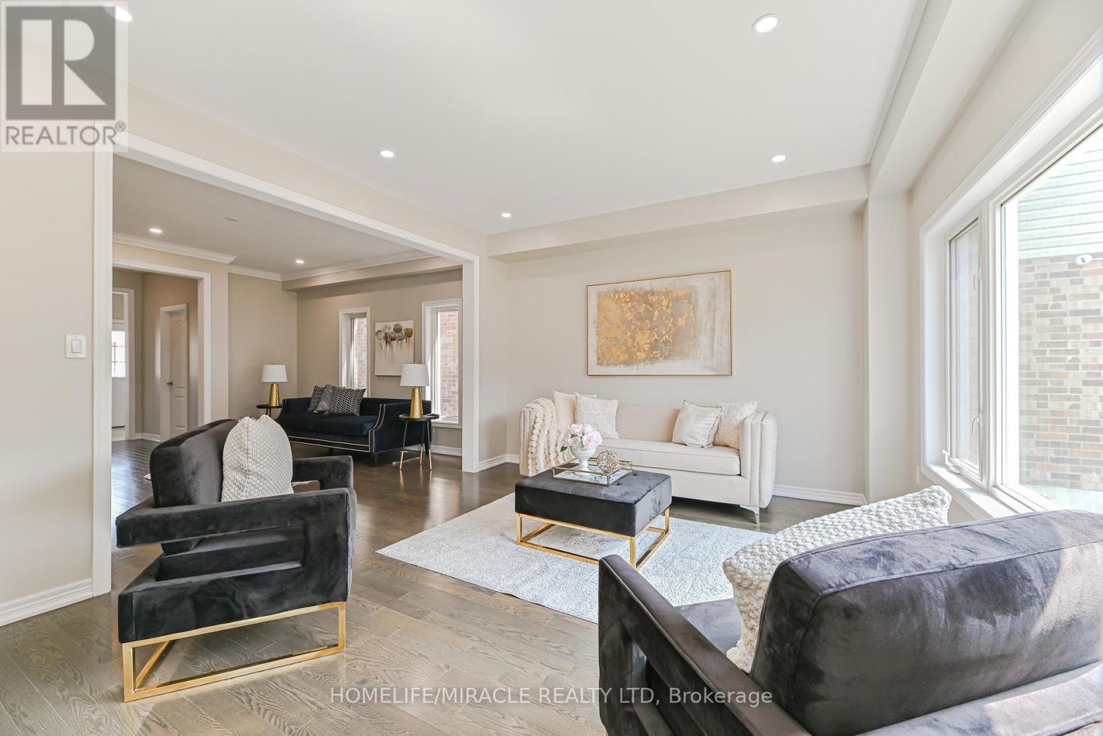 Photo 13 of 24 Weatherall Avenue, Cambridge ON
