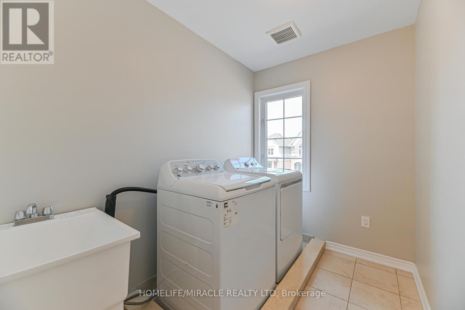 Photo 34 of 24 Weatherall Avenue, Cambridge ON