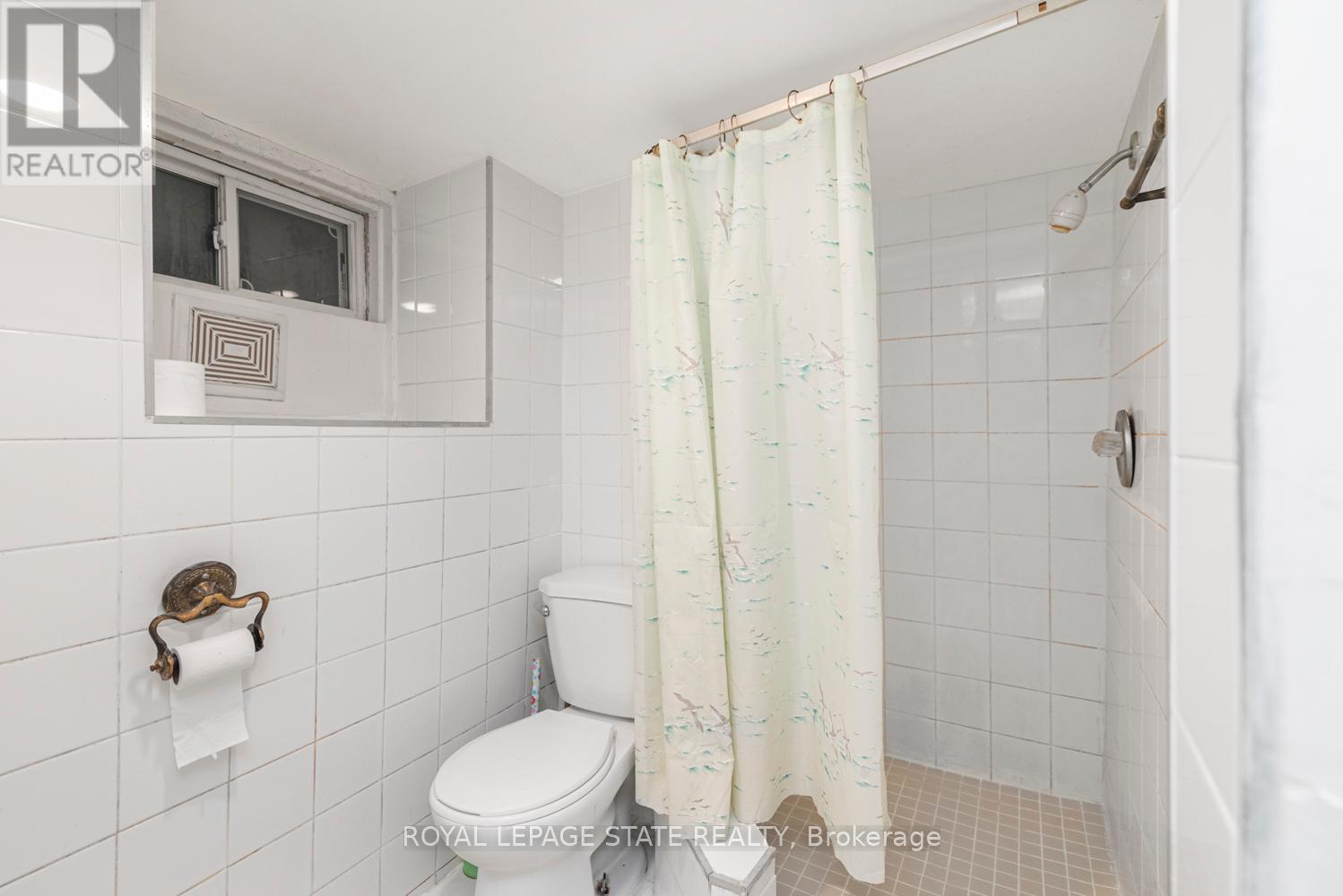 Photo 2 of 47 Clyde Street, Hamilton ON
